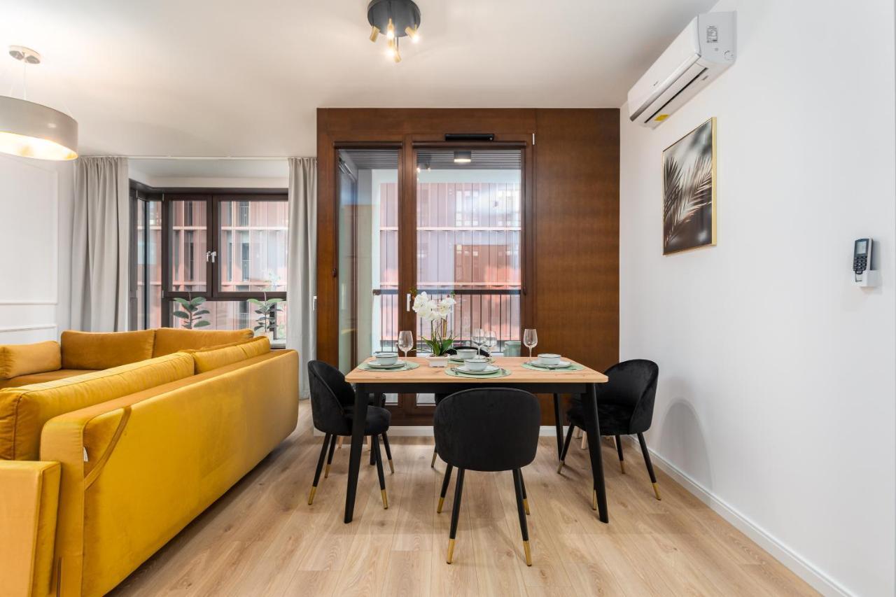 Bg Premium Apartments Browary Warszawskie Varsavia Esterno foto